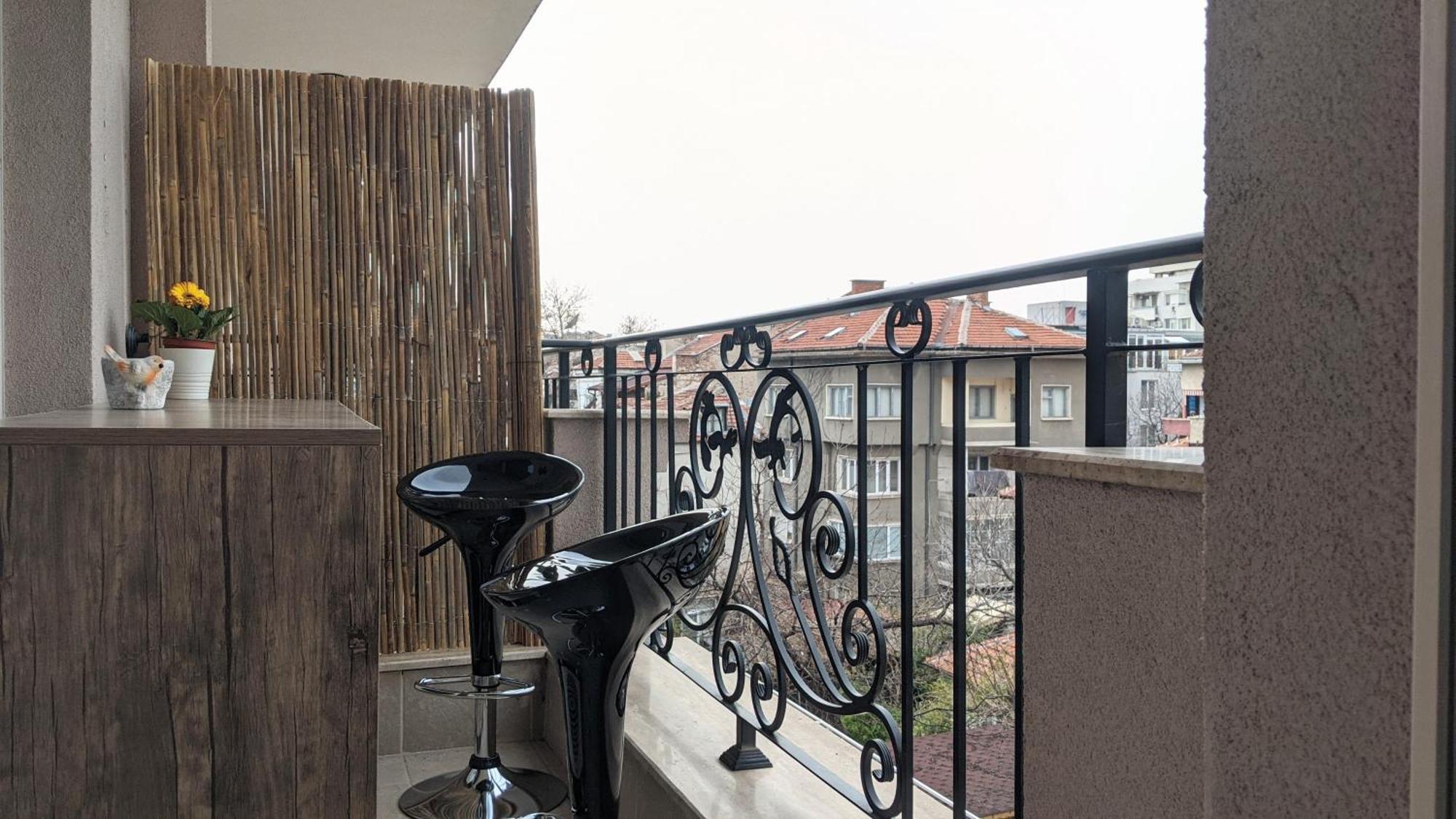 Lux 2 Central Apartment With Garage プロヴディフ エクステリア 写真